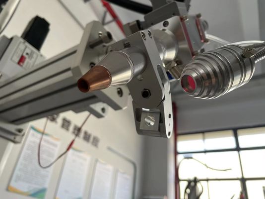 Cypcut Kontrol Sistemi ve 50Hz-5KHz ile Otomatik Fiber Lazer Kaynak Makinesi