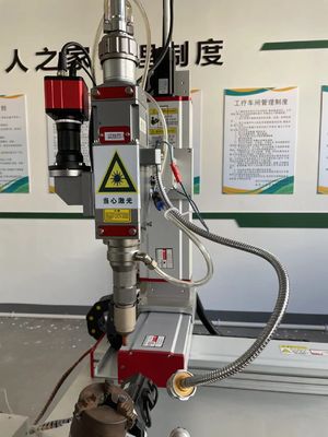 Cypcut Kontrol Sistemi ve 50Hz-5KHz ile Otomatik Fiber Lazer Kaynak Makinesi