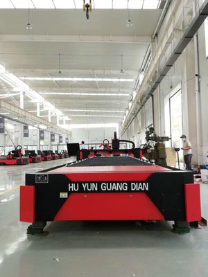 CNC Paslanmaz Çelik Dst-4 Metal Yaprak Fiber Tek Masa Lazer Kesme Makinesi 6015