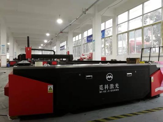 Doğrudan Satmak CNC Paslanmaz Çelik Metal Yaprak Fiber Lazer Kesme Makinesi Gıda Dükkanı için