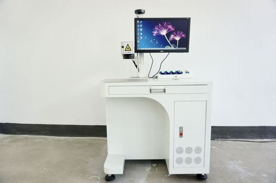 Metal ve metal olmayan işaretleme masaüstü lif lazer işaretleme makinesi 20W 30W 50W 100W 150W