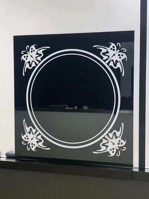 Metal ve metal olmayan işaretleme masaüstü lif lazer işaretleme makinesi 20W 30W 50W 100W 150W