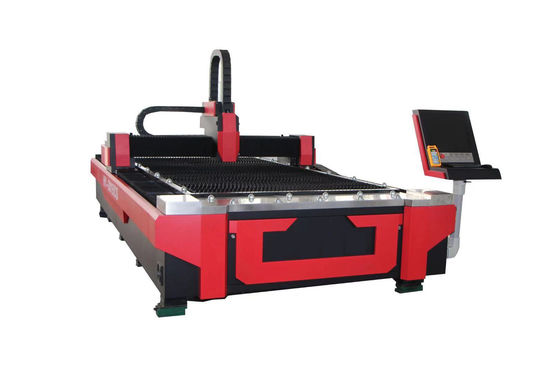 3015 CNC Elyaf Lazer Alüminyum Kesme Makinesi Lazer Ekipmanı
